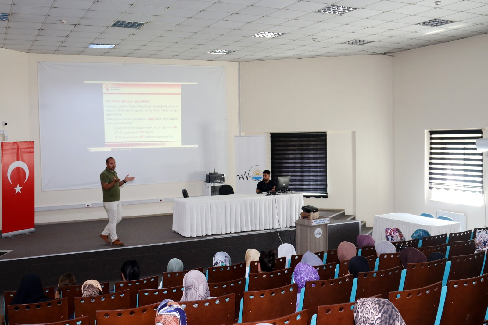 Van’da”erken yaşta evlilik”semineri düzenlendi