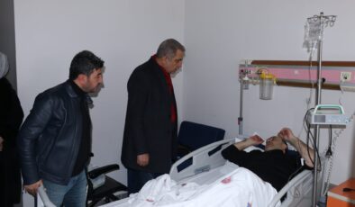 Başkan Adayı Oflas hastaları ziyaret etti