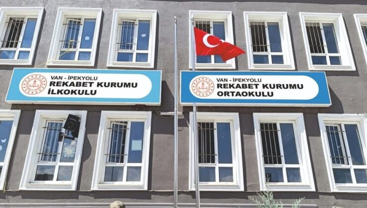 Van Rekabet Kurumu Ortaokulundan büyük başarı