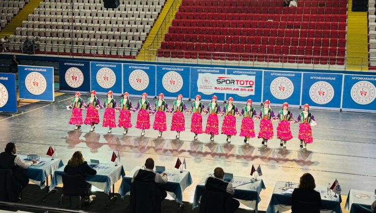 Van halkoyunları ekibinden büyük başarı !!!