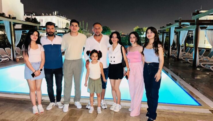 Antalya’da yaşayan Van’lı işadamlarından Halkoyunları kadın takımına tam destek