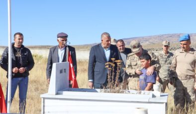 Van İl Jandarma Komutanı Tuğgeneral Avkıran’dan şehit kabirlerine ziyaret