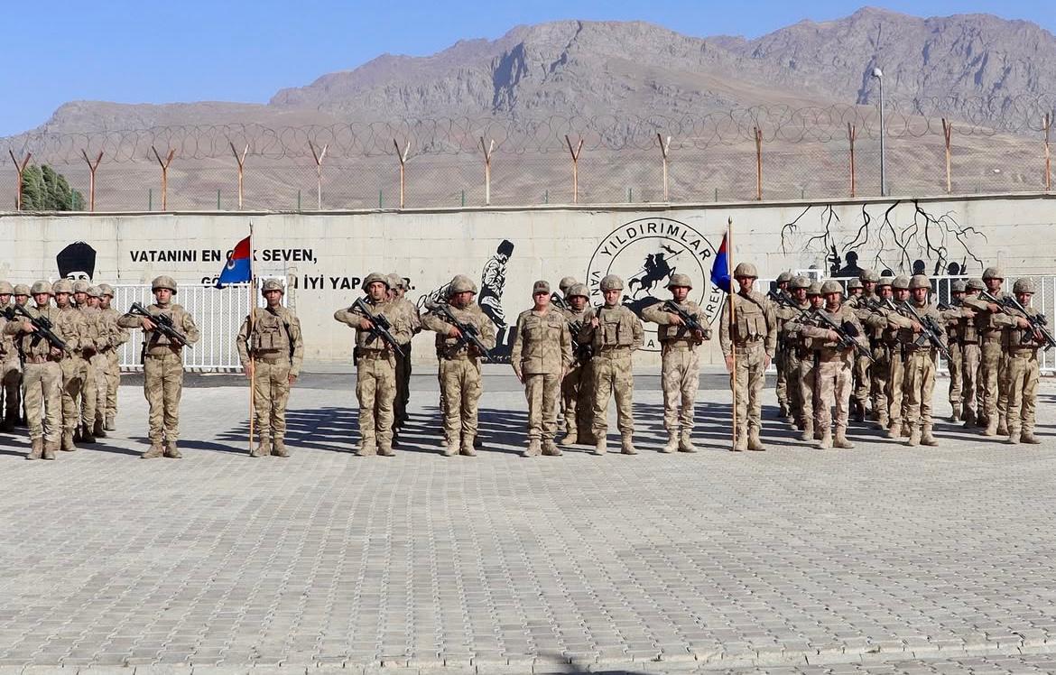 Van İl Jandarma Komutanı Tuğgeneral Avkıran, Yıldırımlar taburunu ziyaret etti