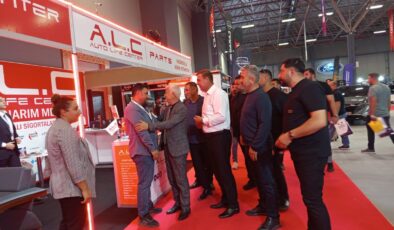 Başkan Adayı Akdeniz’den Fuar Ziyareti