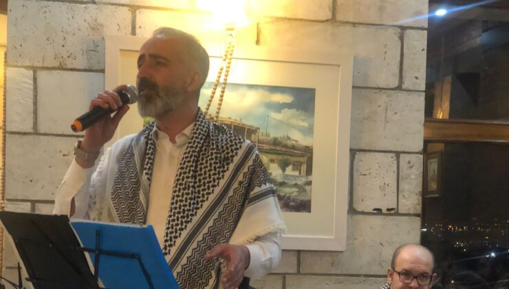 VAN’DA İFTAR SONRASI TAŞ KONAKTA CANLI MÜZİK DİNLETİSİ