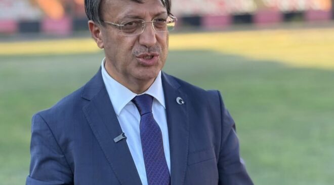 Türkmenoğlu: Van Şehir Stadını Türkiye Yüzyılı’na Yakışır Hale Getiriyoruz