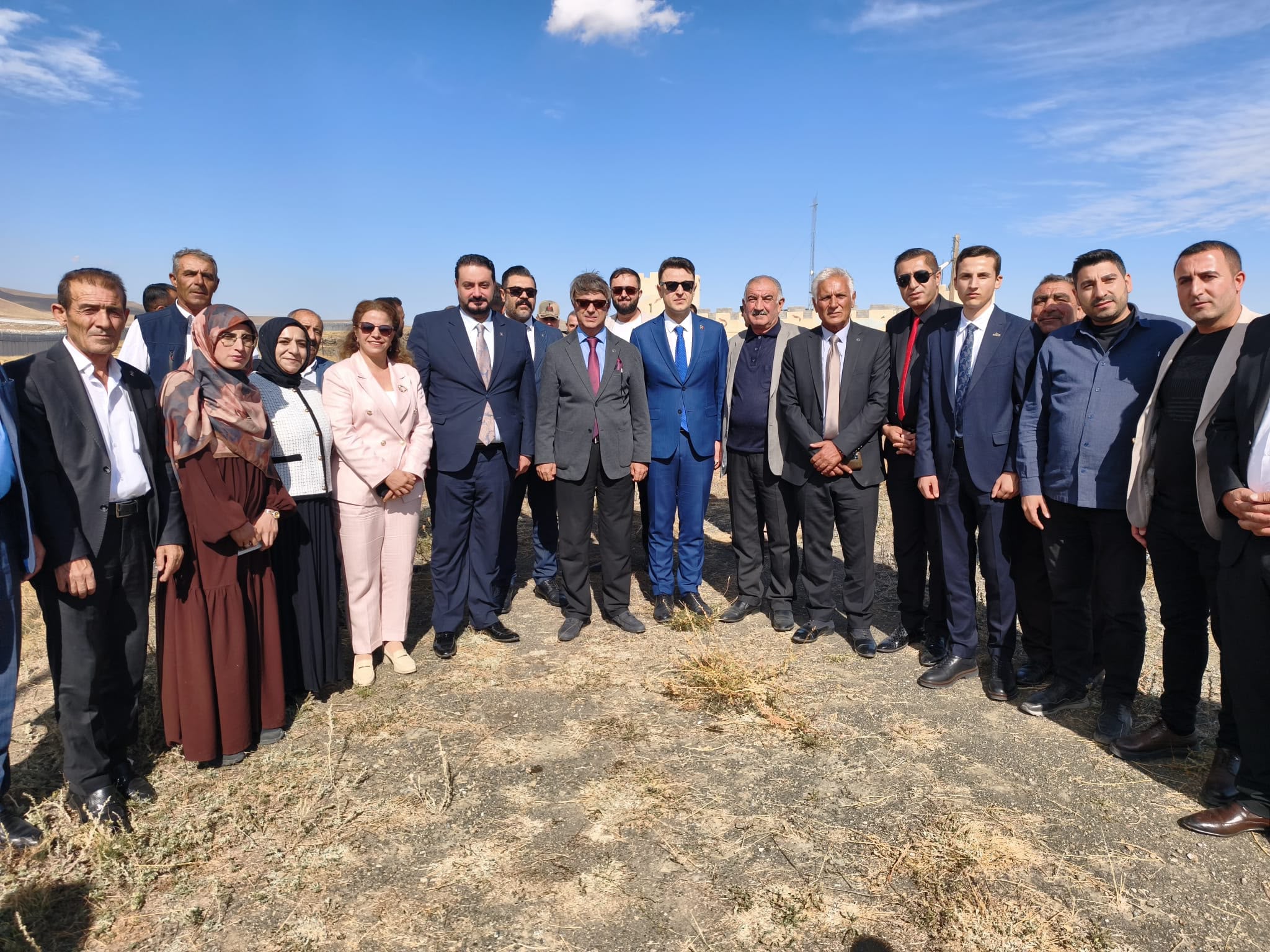 Türkmenoğlu: Gelincik Sınır Kapısında