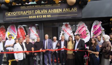 Fizyoterapist Ahsen Anlar, Van’da yeni bir sağlık merkezi açtı